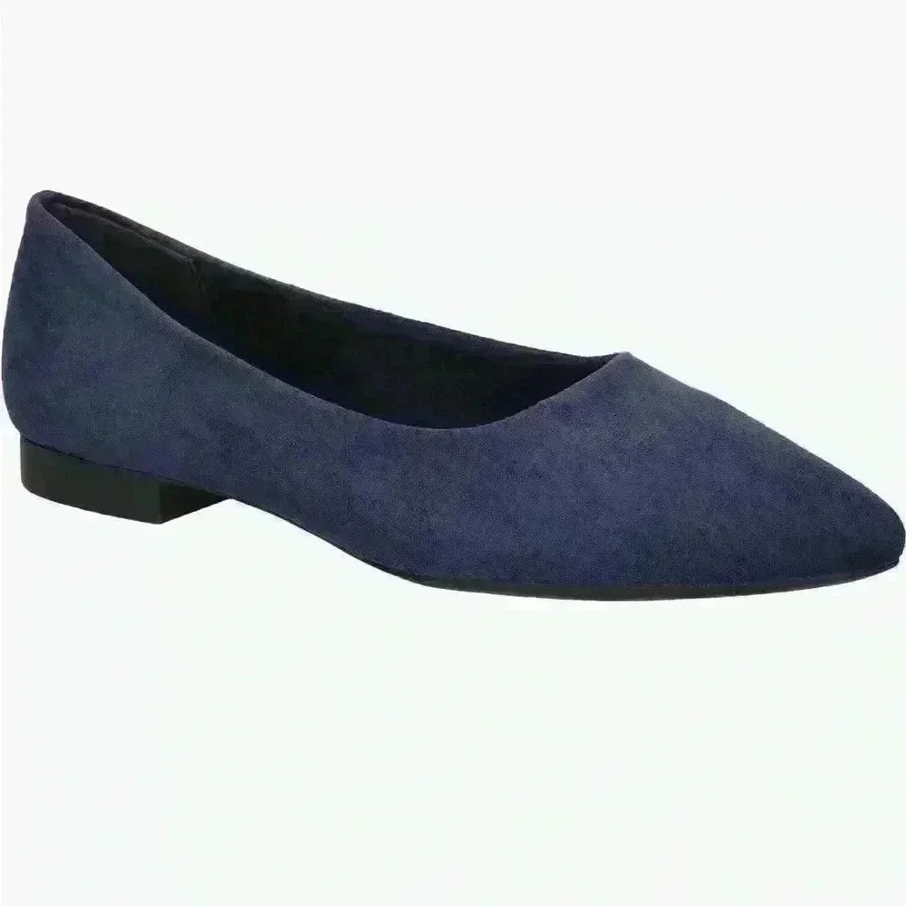 Bella Vita Mireya Pointed Toe Flat in Navy Suede Size 10 EUC
